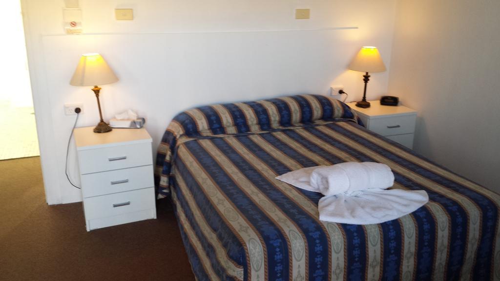 Ballina Hi-Craft Motel Bagian luar foto