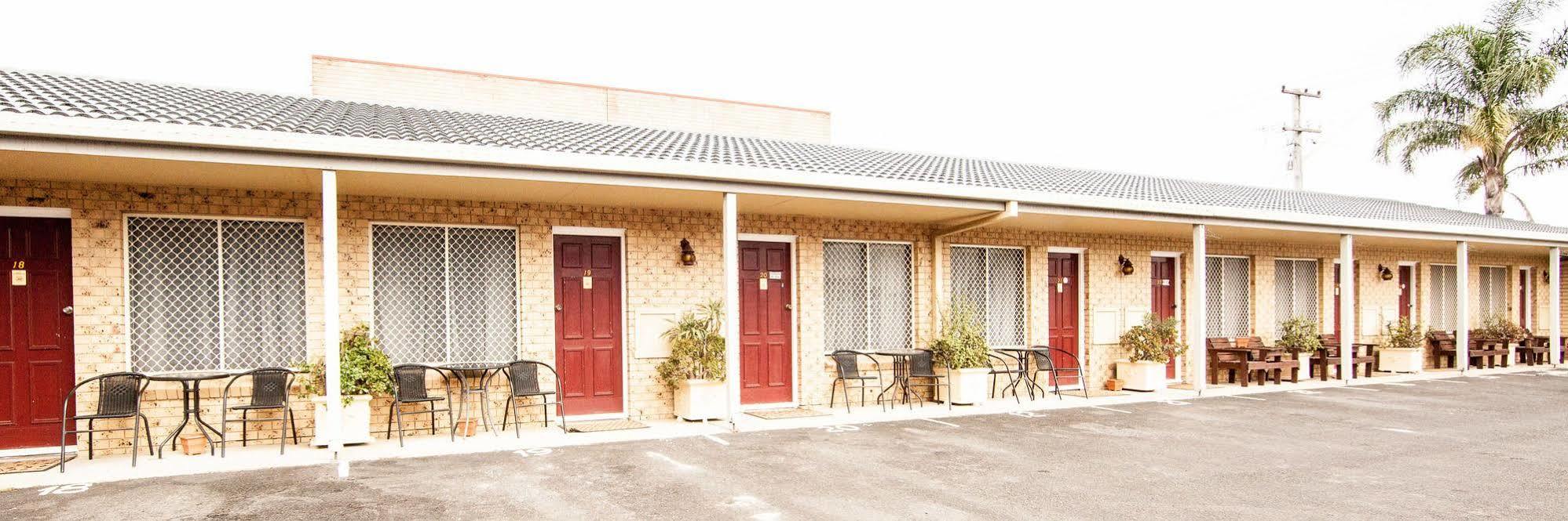 Ballina Hi-Craft Motel Bagian luar foto