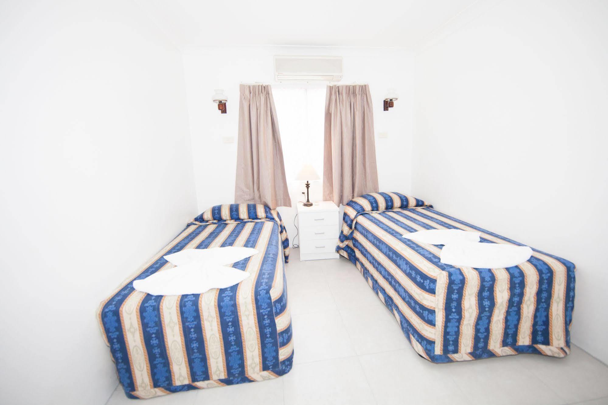 Ballina Hi-Craft Motel Bagian luar foto