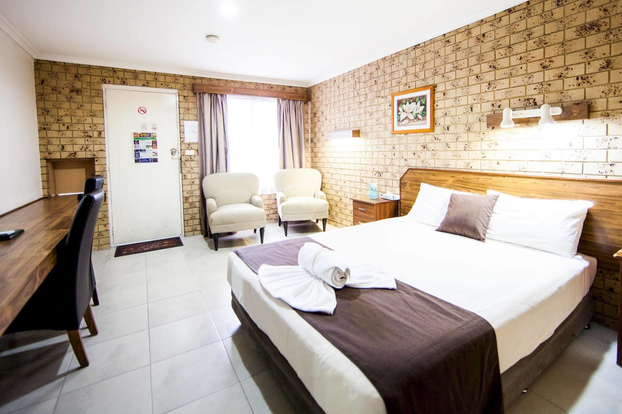 Ballina Hi-Craft Motel Bagian luar foto