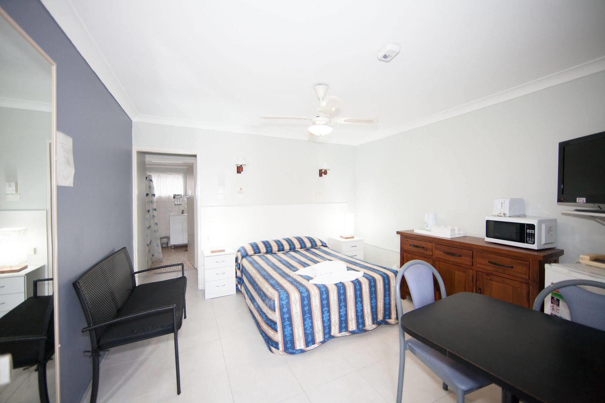 Ballina Hi-Craft Motel Bagian luar foto
