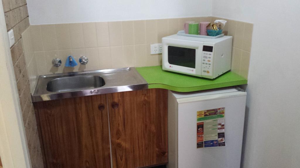 Ballina Hi-Craft Motel Bagian luar foto